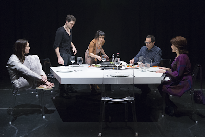IBUPROFENO TEATRO presenta: RACLETTE