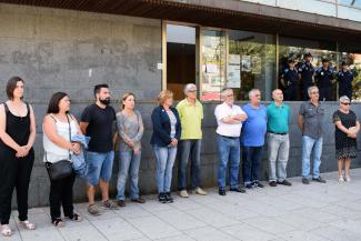5 minutos de silencio polos atentados en Cambrils e Barcelona