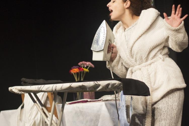 TEATRO DEL ANDAMIO presenta: O FERRO